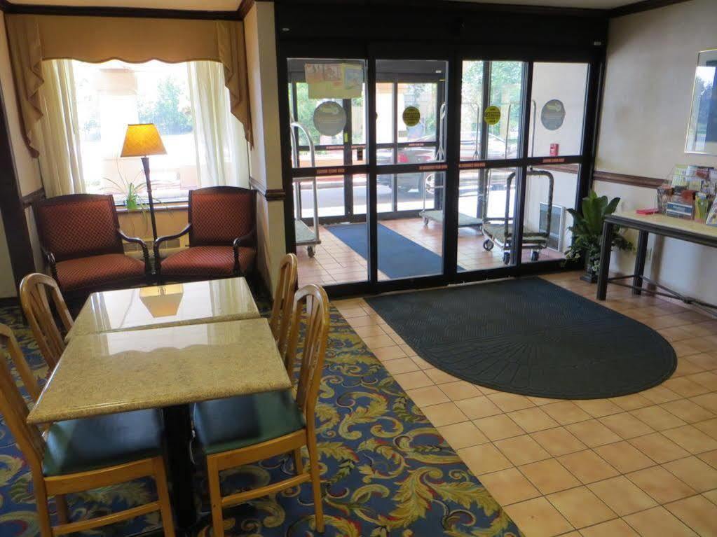 Baymont By Wyndham Kalamazoo West Eksteriør billede